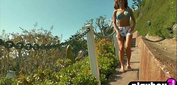 trendsBlonde teen Audrey Aleen Allen exposed her nice body in passion outdoor posing action